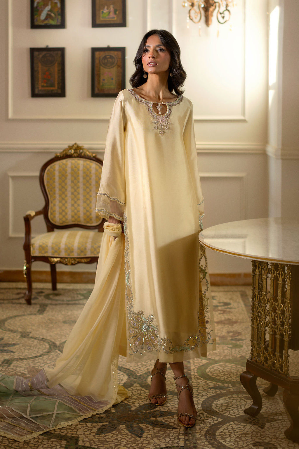 Parisa (Shirt, Dupatta And Pants) – Alanii Official