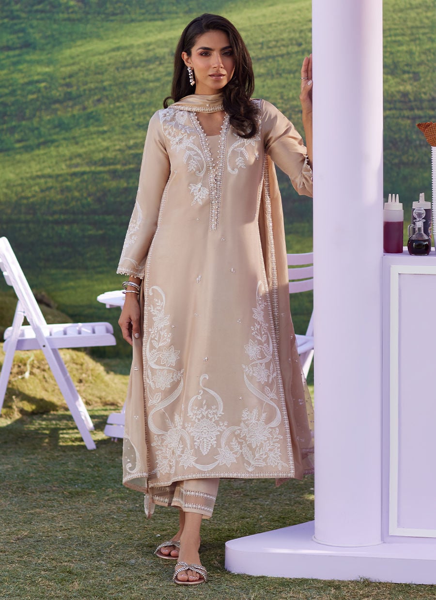 Vaila Shirt, Izaar And Dupatta