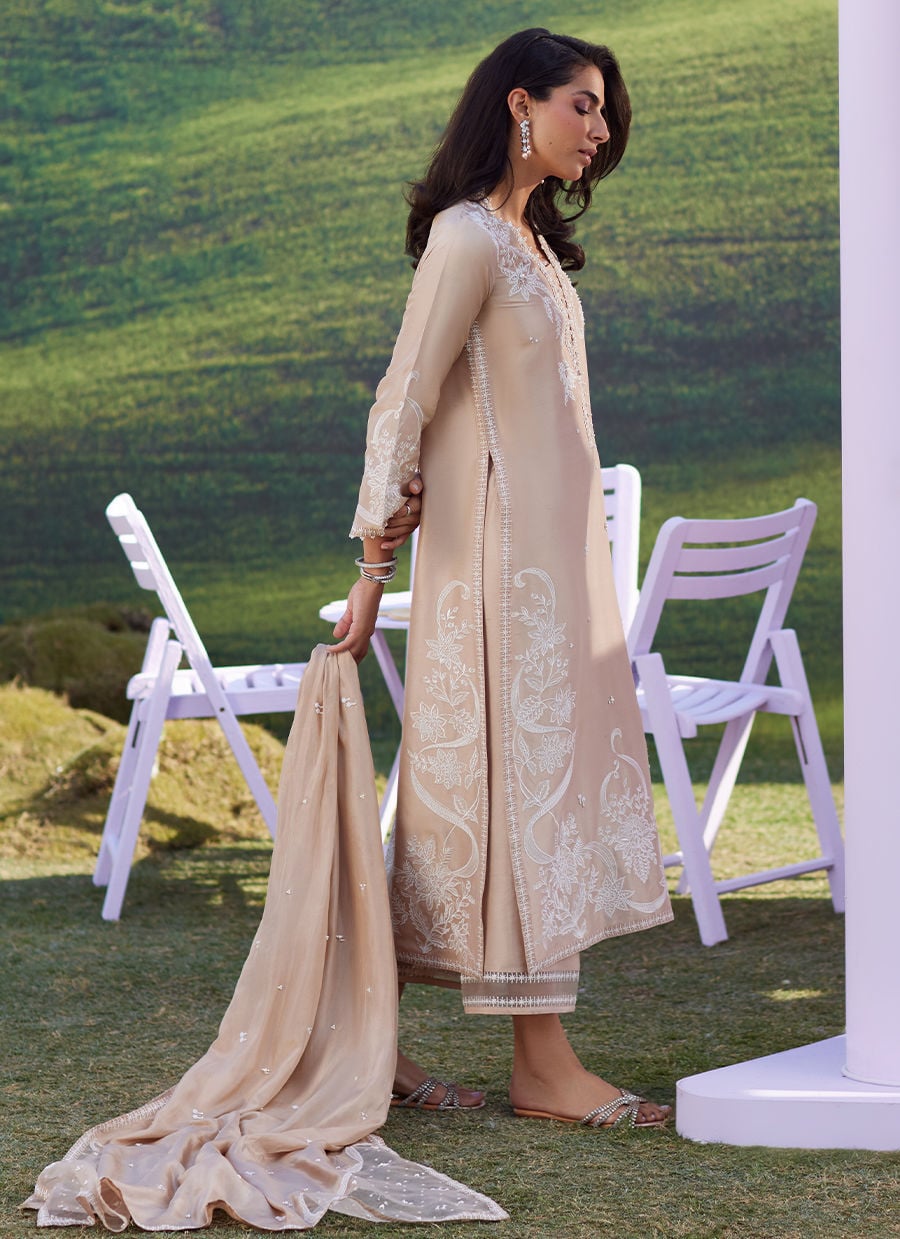 Vaila Shirt, Izaar And Dupatta