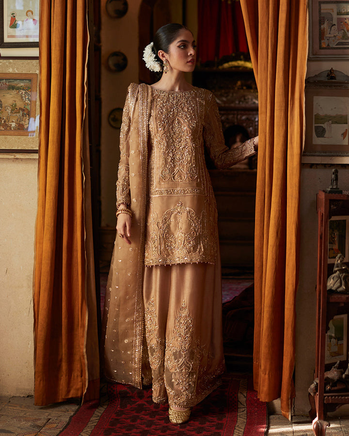 Awira FAIZA SAQLAIN
