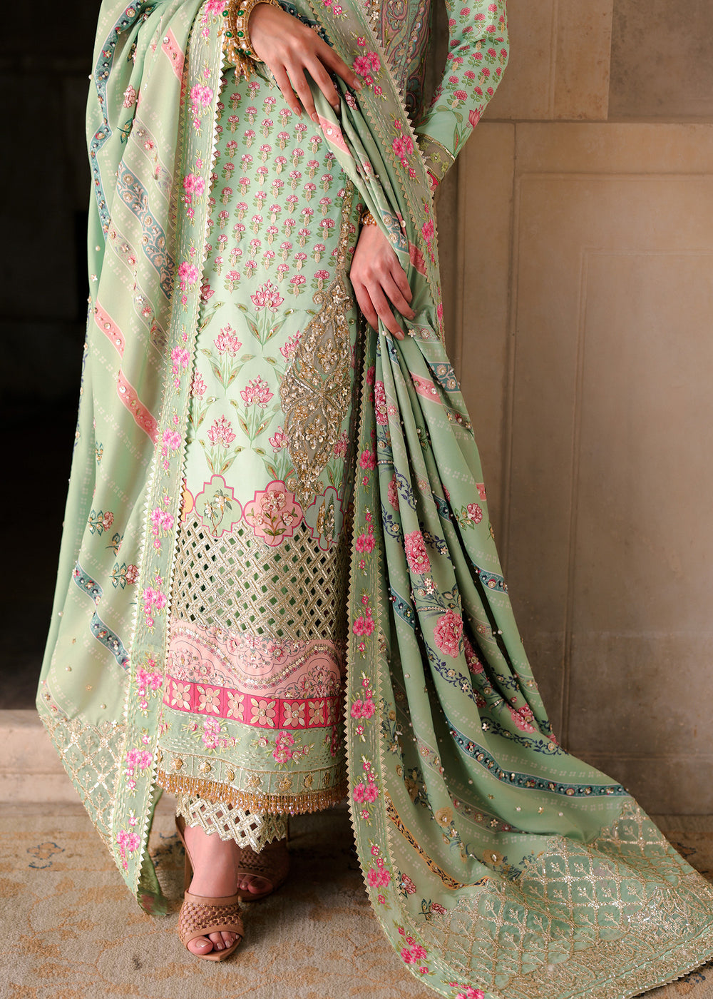 LOTUS-Green