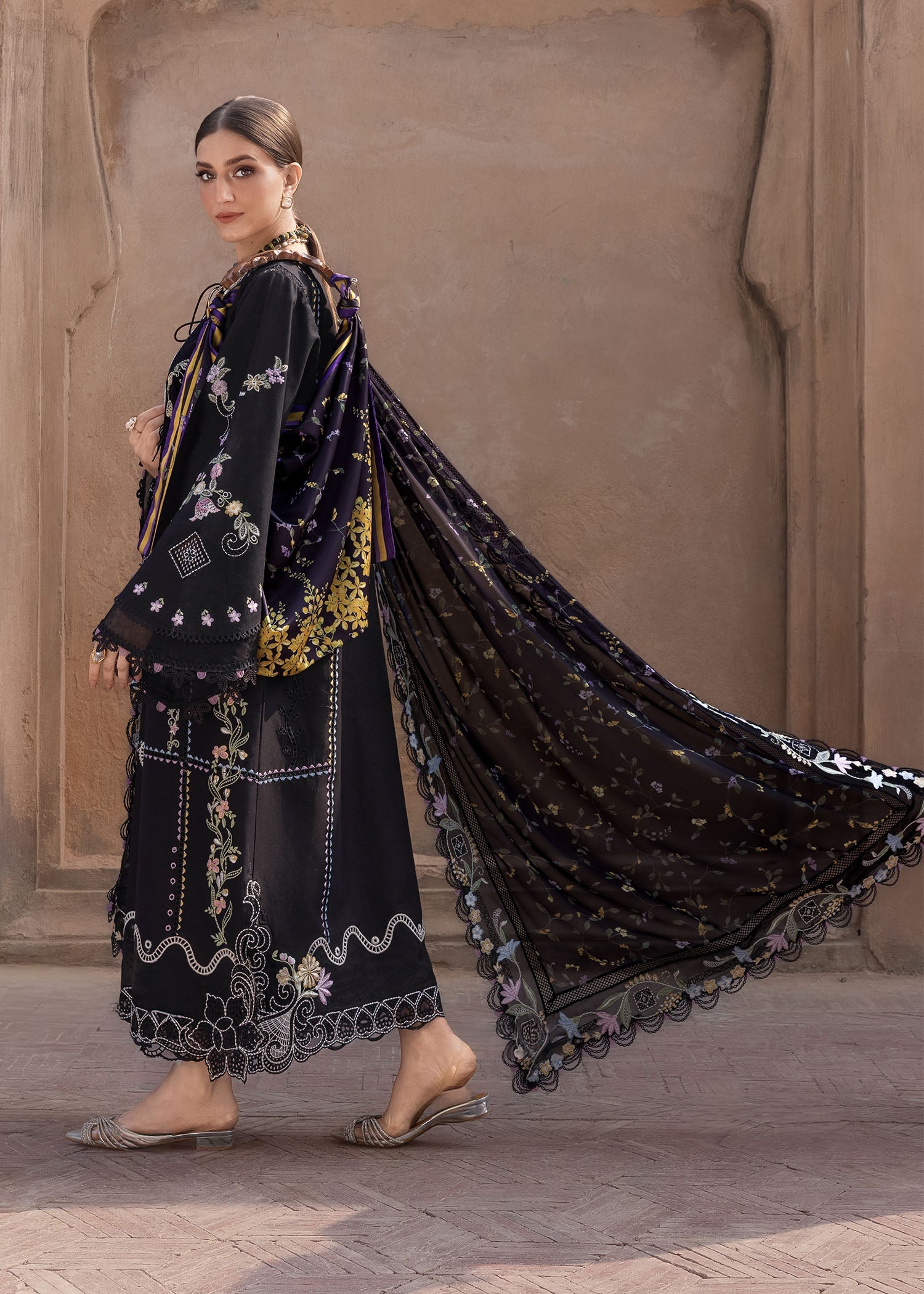 FLORAL SERENITY - D1A