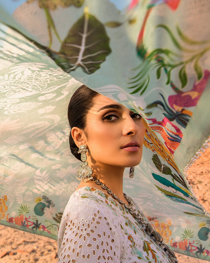 Hala FAIZA SAQLAIN