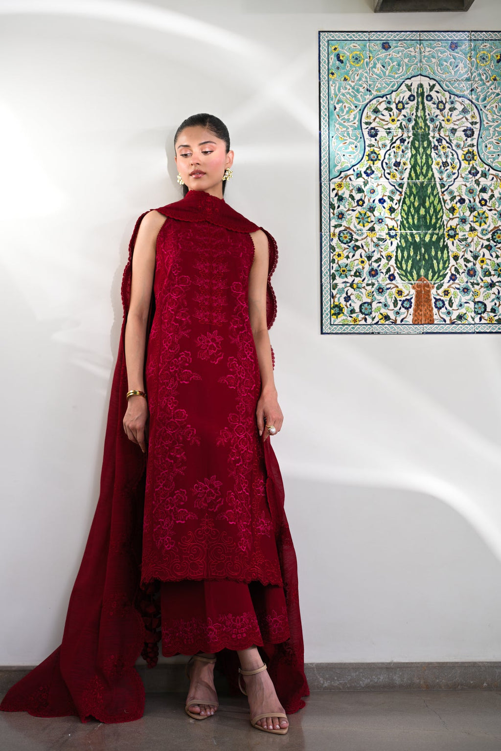 CRIMSON LUXURY PRINTED EMBROIDERED LAWN SET (NEL-25612) – Alanii Official
