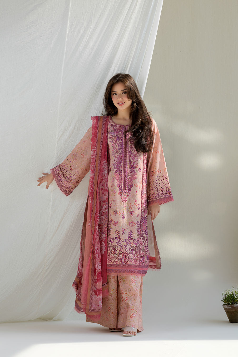 Design 5B Vital 2026 Unstitched – Alanii Official