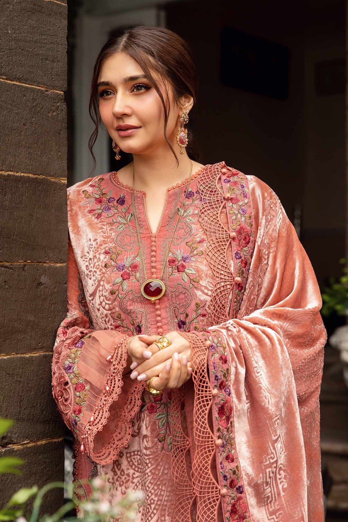 3 Piece Unstitched Embroidered Palachi Suit | DL-1206 Alanii Official 3 Piece Unstitched Embroidered Palachi Suit | DL-1206 Alanii Official