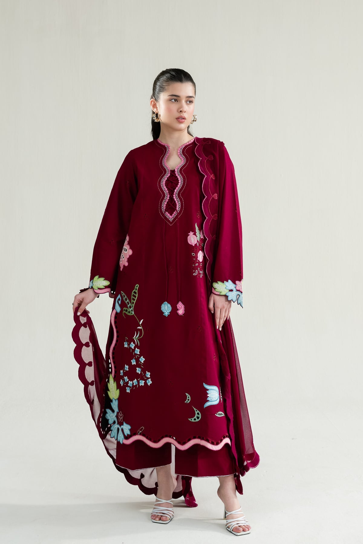 MAROON LUXURY EMBROIDERED LAWN 3PCS SET (NPA3-26409)
