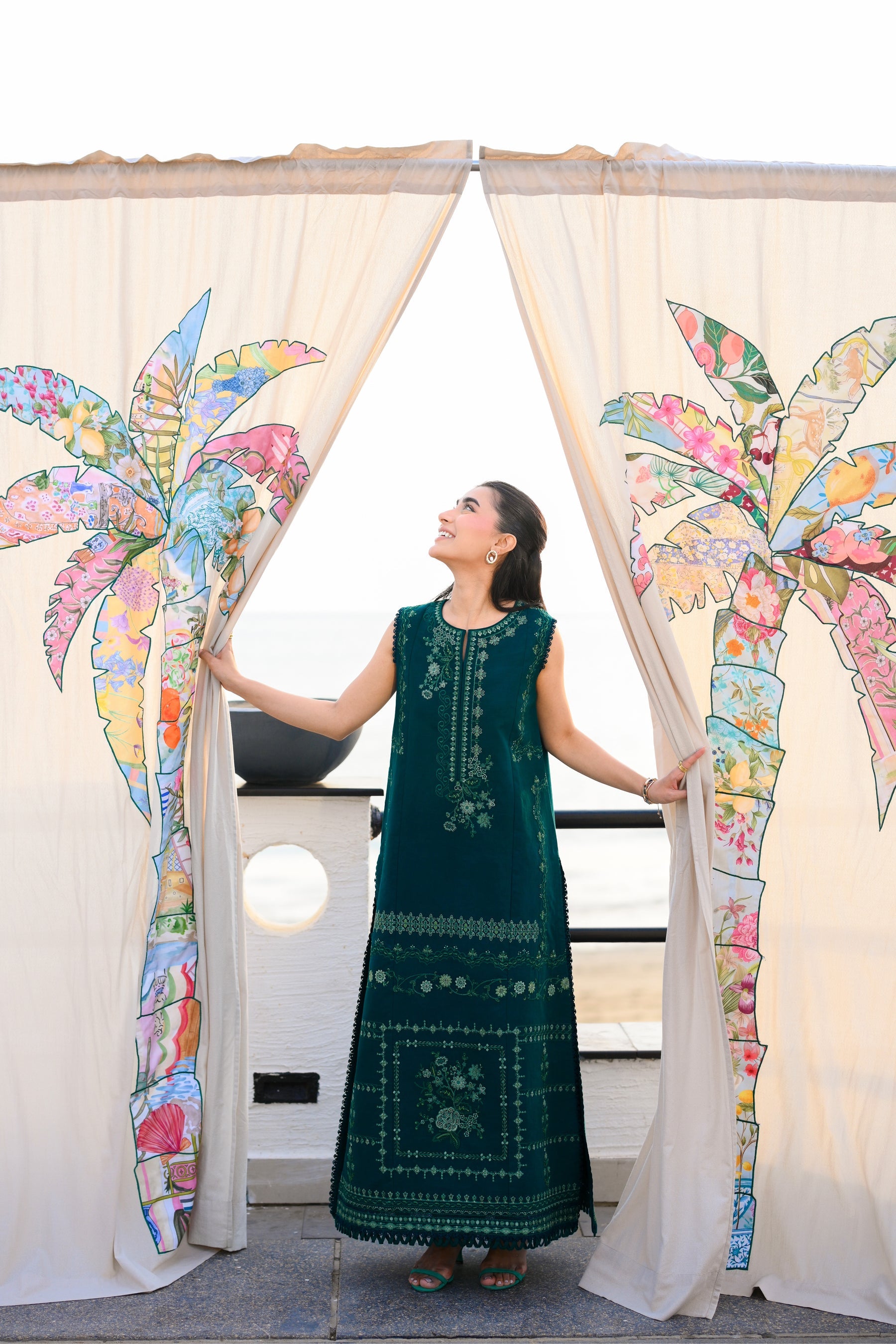 EMERALD GREEN LUXURY EMBROIDERED LAWN (NEL-26603)