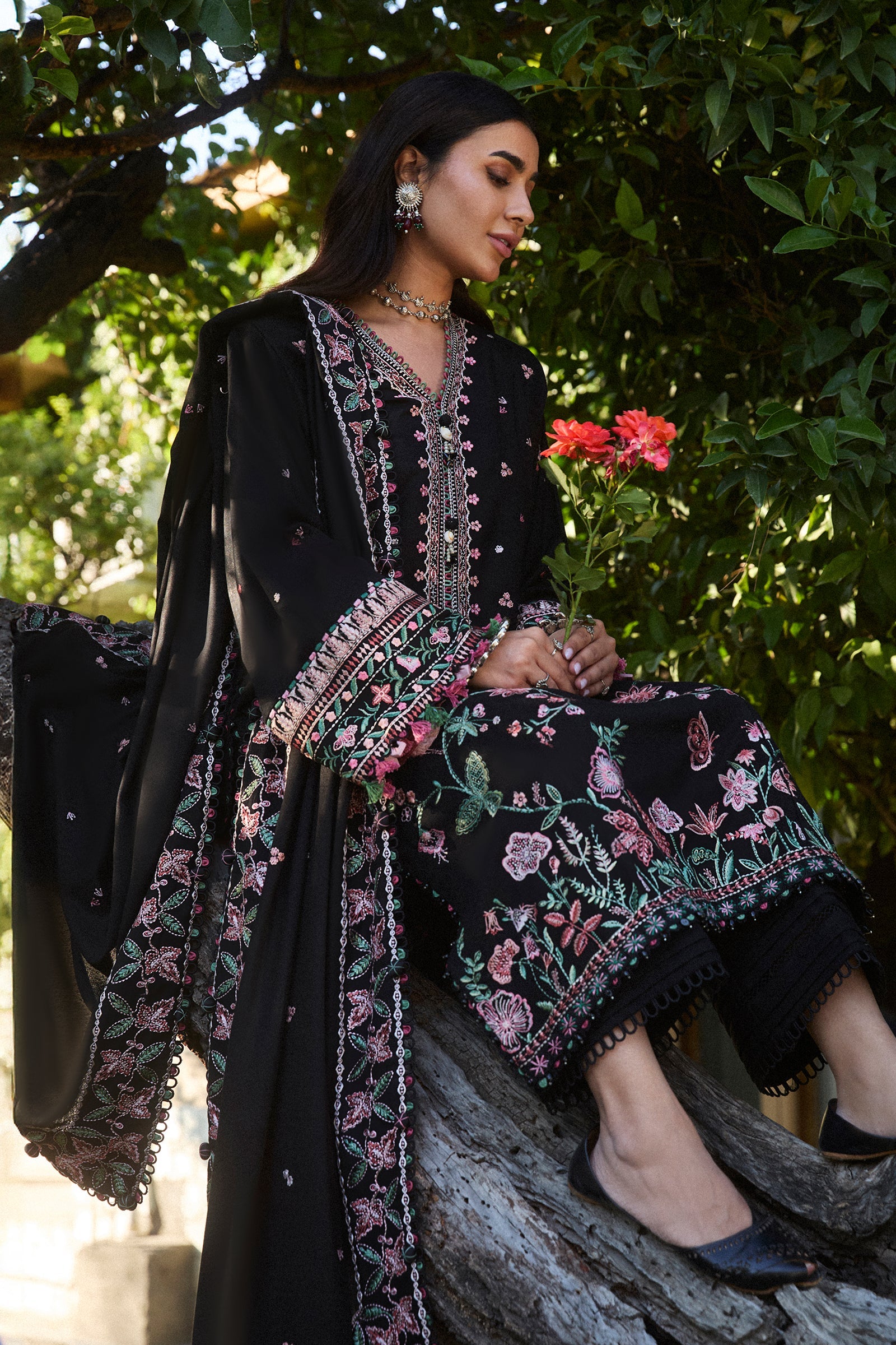 Zaha By Khadija Shah – Alanii Official