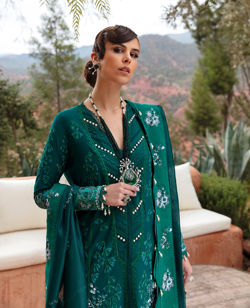 D5-A - Oran Republic Womenswear